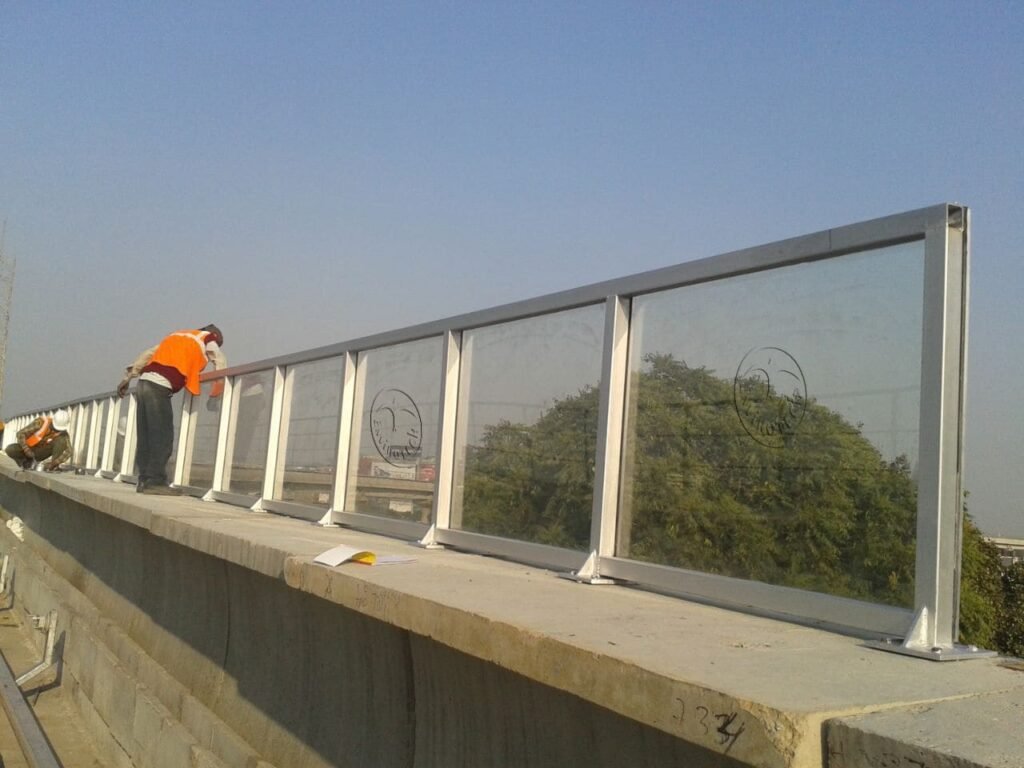 Polycarbonate Noise Barrier